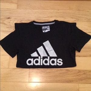 Sporty adidas top!!!⚽️